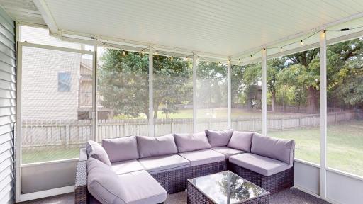 1007-Golfers-Ct-SE-Sunroom.jpg