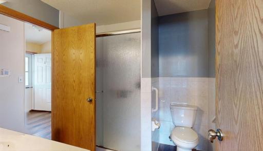1007-Golfers-Ct-SE-Main Floor Bath.jpg