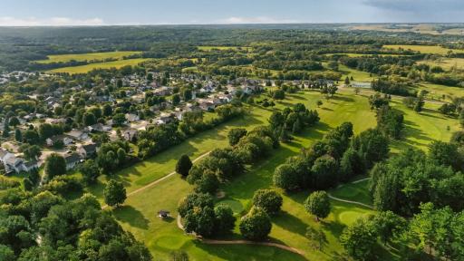 1007 Golfers Court SE, Rochester, MN 55904