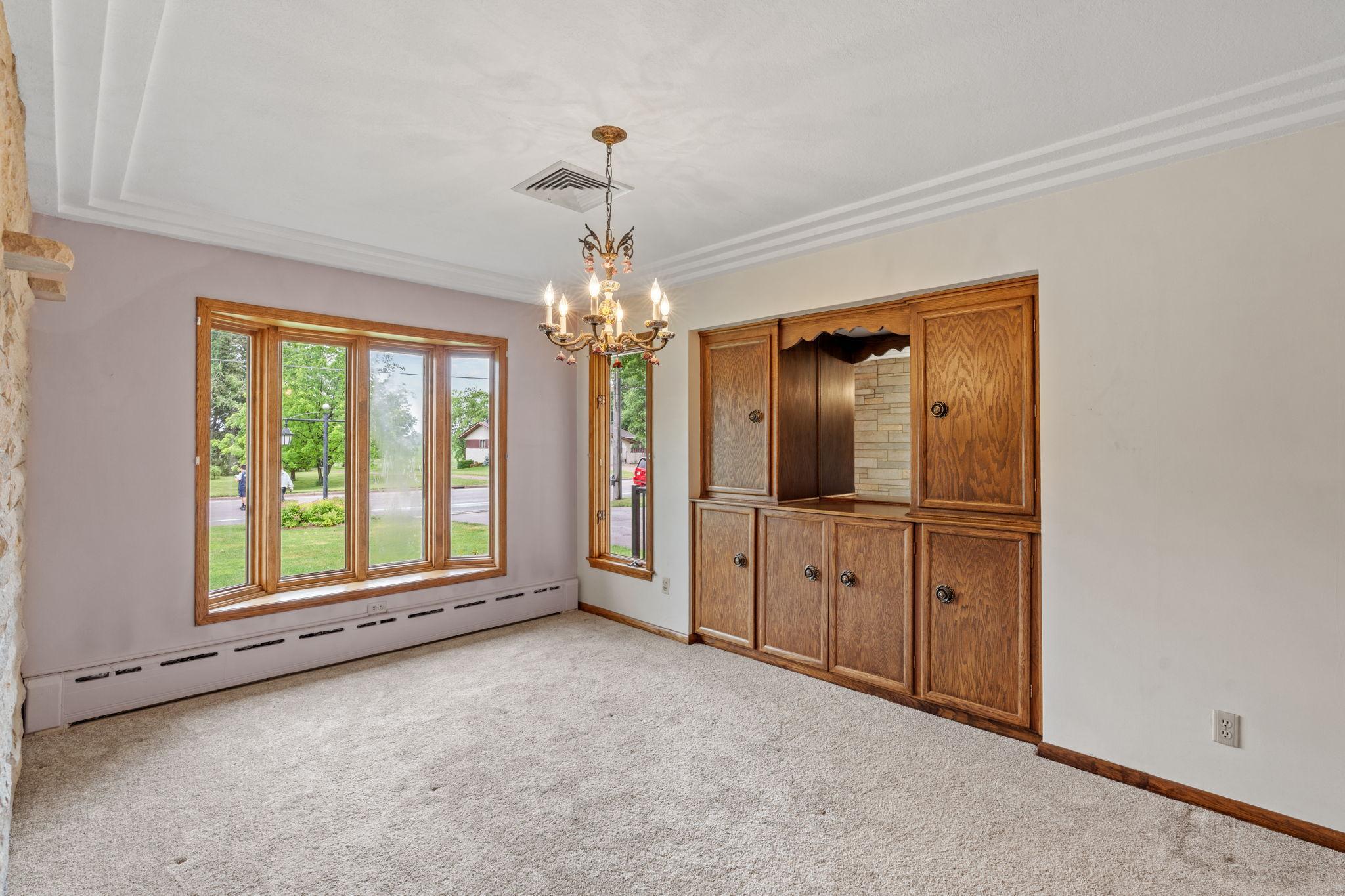 formal dining room
