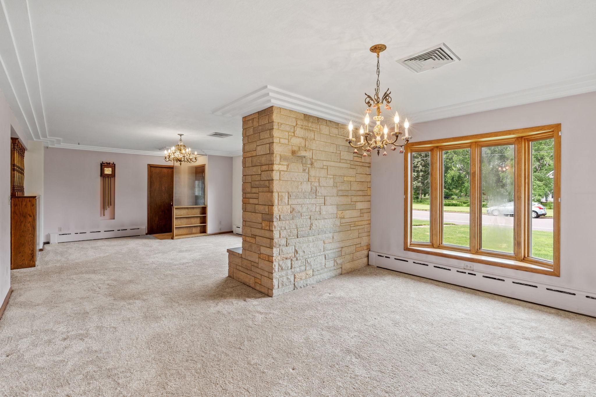 formal dining / living room