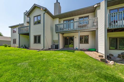 7250 Hunters Run, Eden Prairie, MN 55346