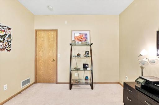 2774 Boulder Drive, Burnsville, MN 55337