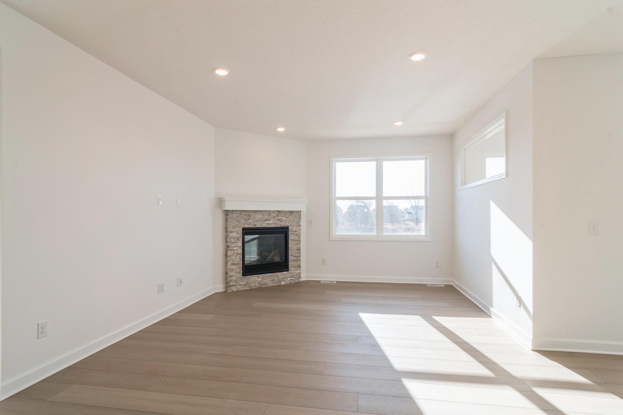 (Photo of a similar home, actual finishes may vary)