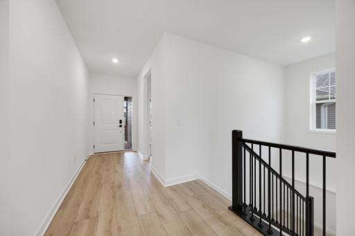 (Photo of an inventory home, actual homes finishes will vary)