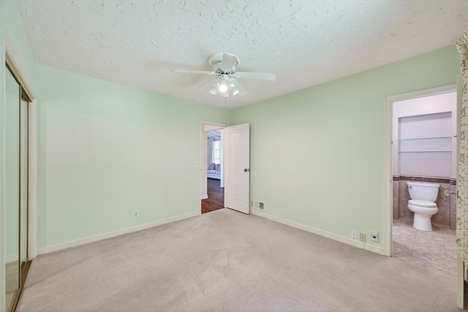 Main Floor 2nd Bedroom