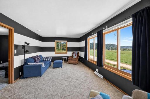 18599 Horse Shoe Road, Rollingstone, MN 55969