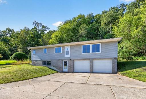 18599 Horse Shoe Road, Rollingstone, MN 55969