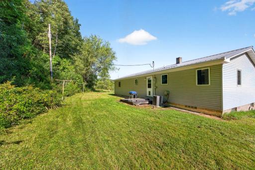 18599 Horse Shoe Road, Rollingstone, MN 55969