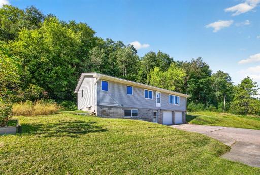 18599 Horse Shoe Road, Rollingstone, MN 55969