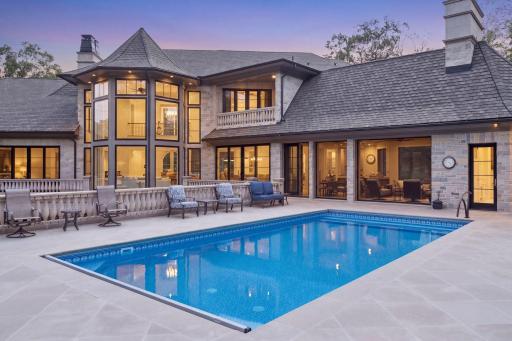 14 Cherrywood Circle, North Oaks, MN 55127