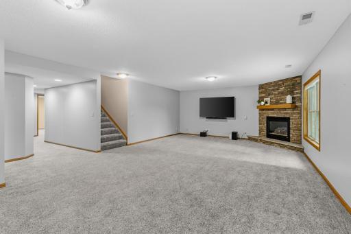 5597 129th Drive N, Hugo, MN 55038