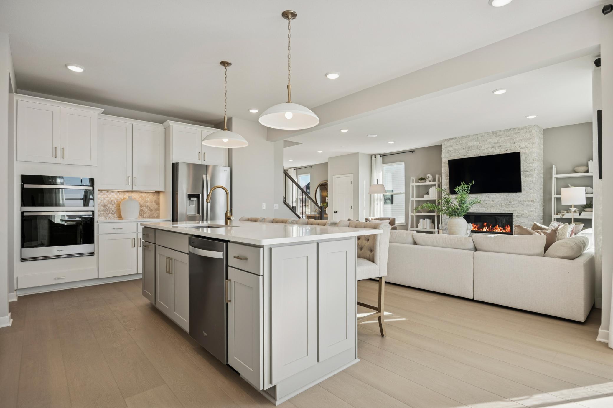 Pulte - DakotaModel - 4136 Meadowview Terrace - 024.jpg