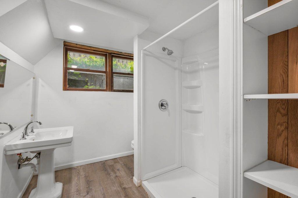 2657 zenith Basement Bath