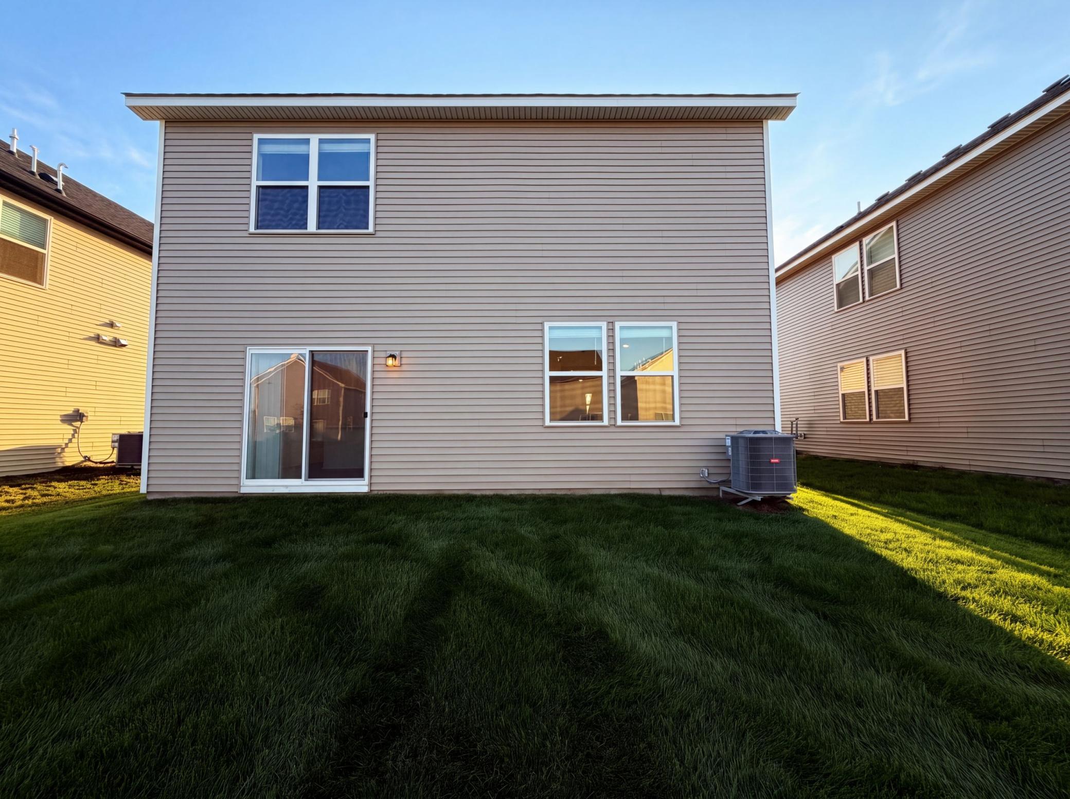 listing_4.jpg