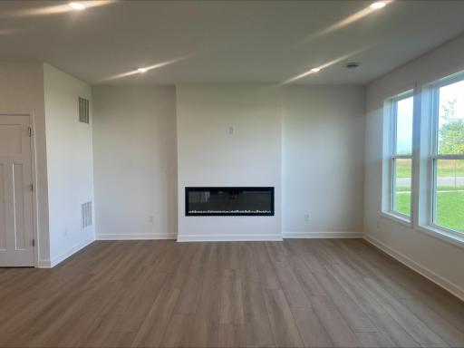 7636 Lotus Lane, Lino Lakes, MN 55038
