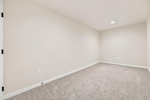 7308 Madelyn Lane S, Fargo, ND 58104