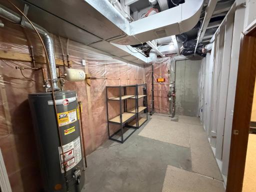 Gas water heater and storage space