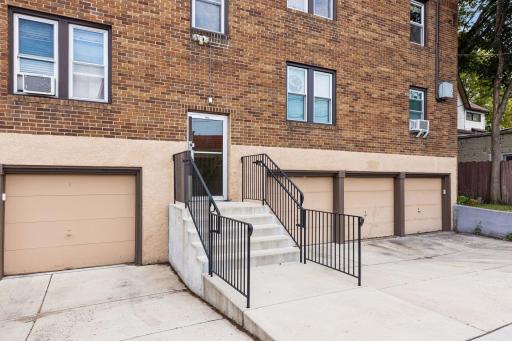 3948 1st Avenue S, 201, Minneapolis, MN 55409