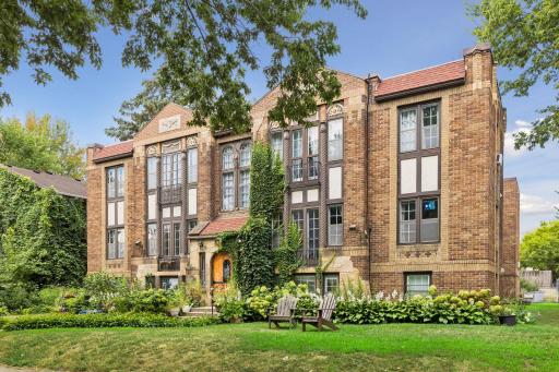 3948 1st Avenue S, 201, Minneapolis, MN 55409