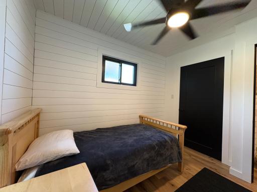 Bedroom 2.JPG