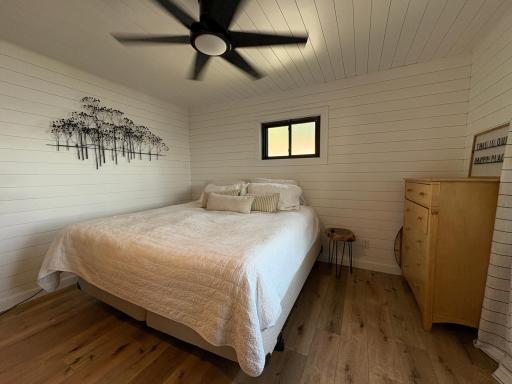 Bedroom 1.JPG