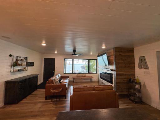 Living Room.JPG