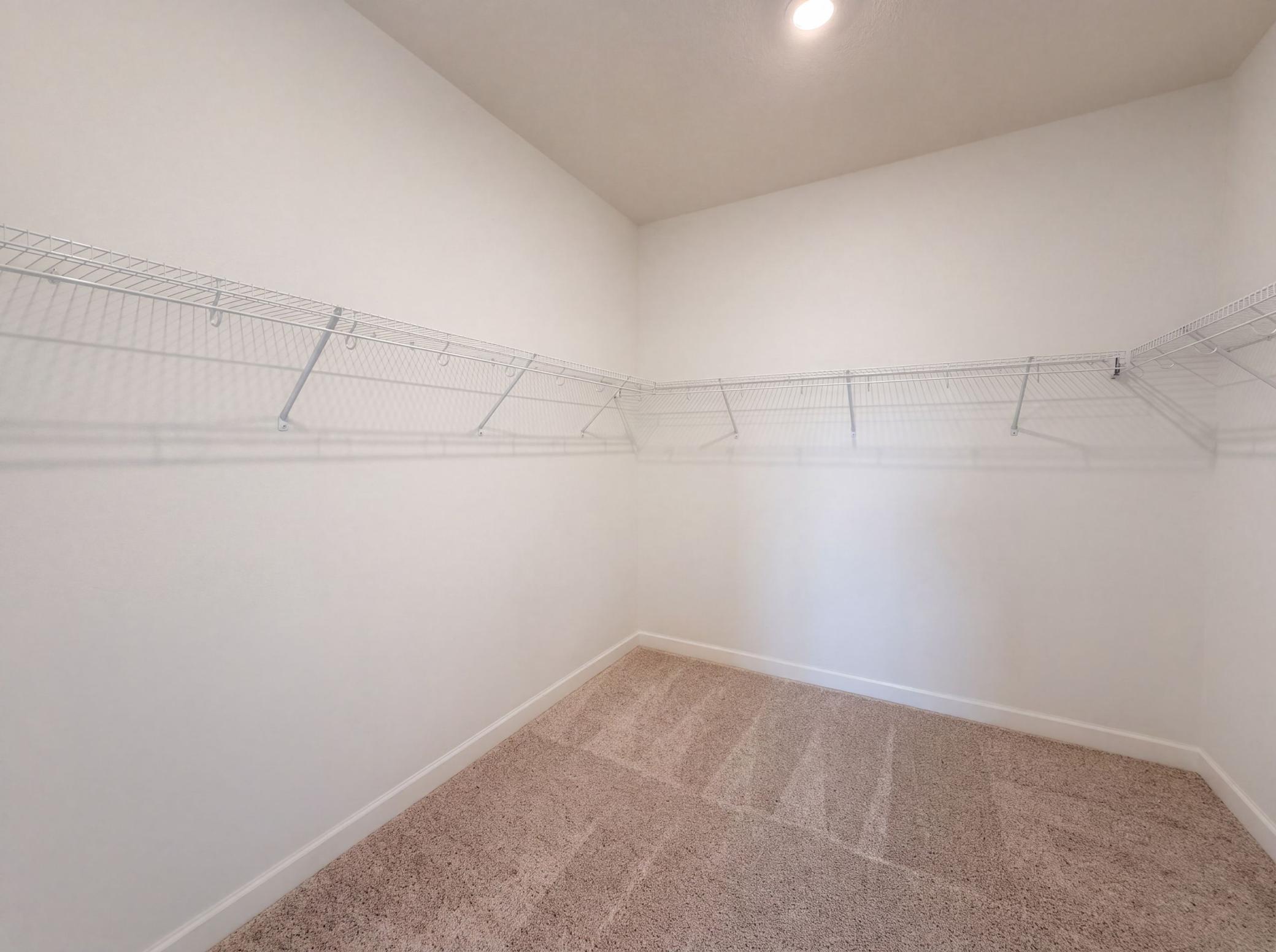 listing_18.jpg