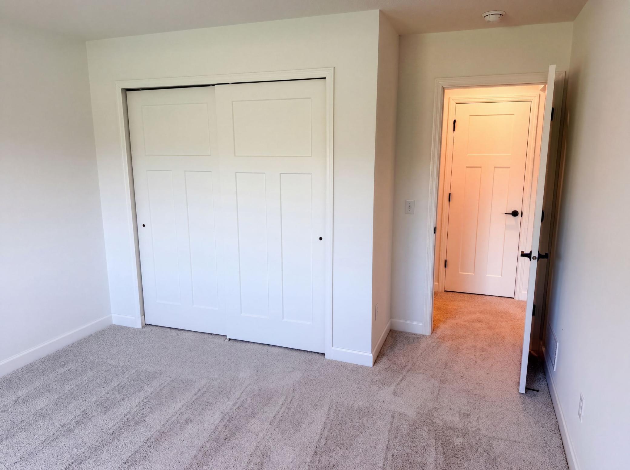 listing_10.jpg