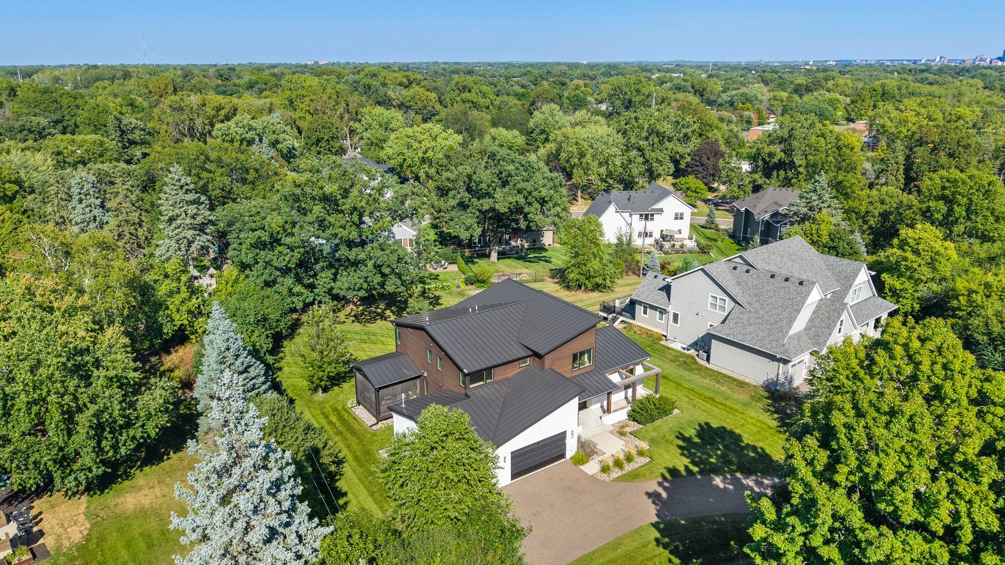 3-web-or-mls-115 Brunswick Ave N-312.jpg