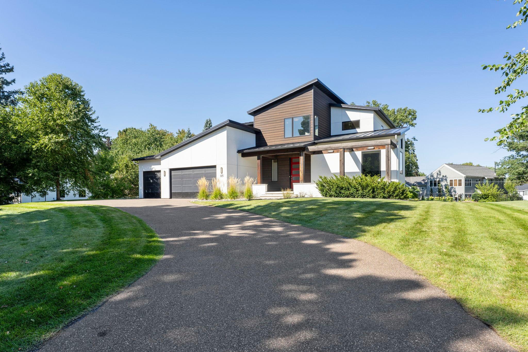 8-web-or-mls-115 Brunswick Ave N-294.jpg
