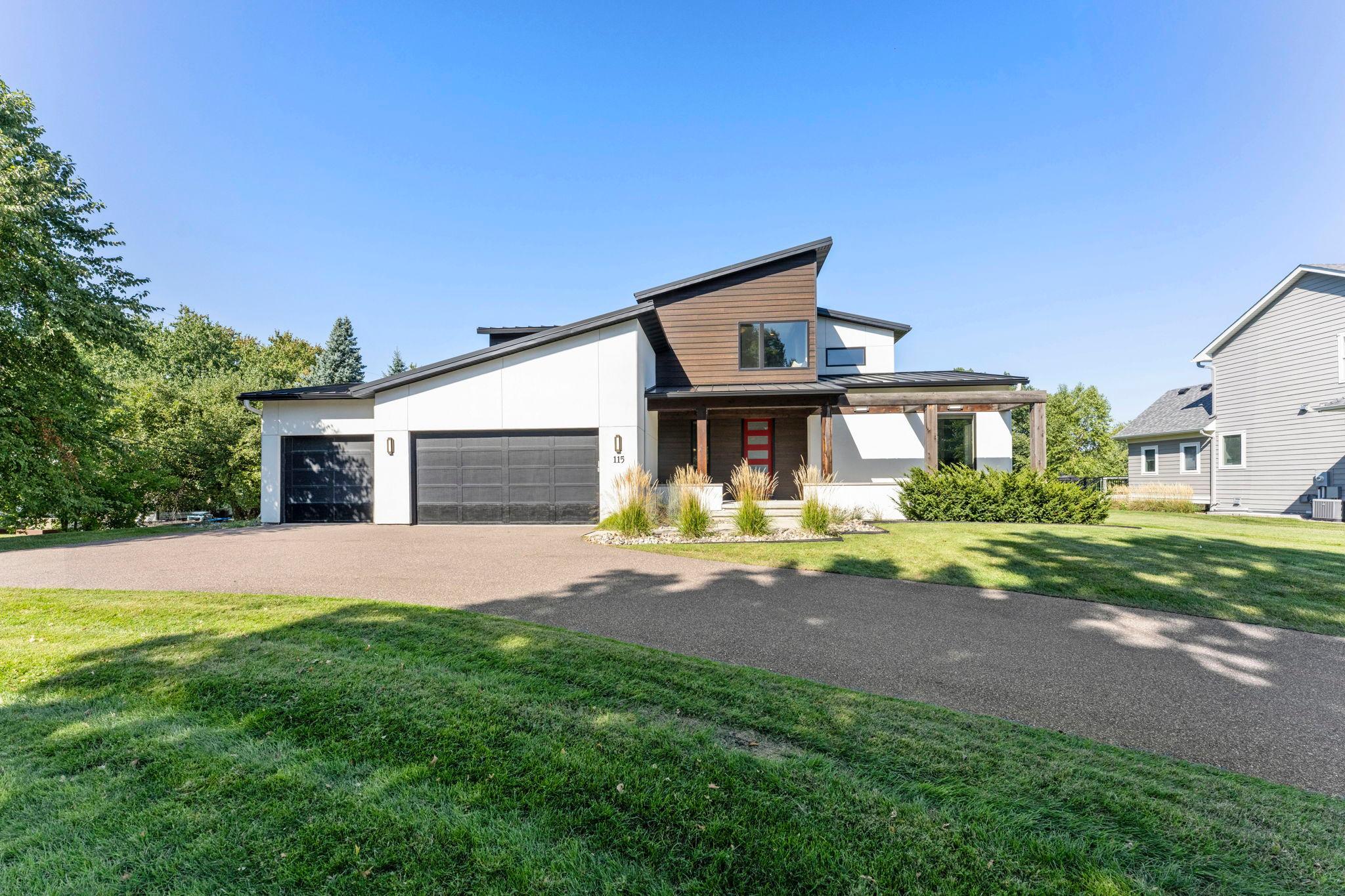 12-web-or-mls-115 Brunswick Ave N-286.jpg