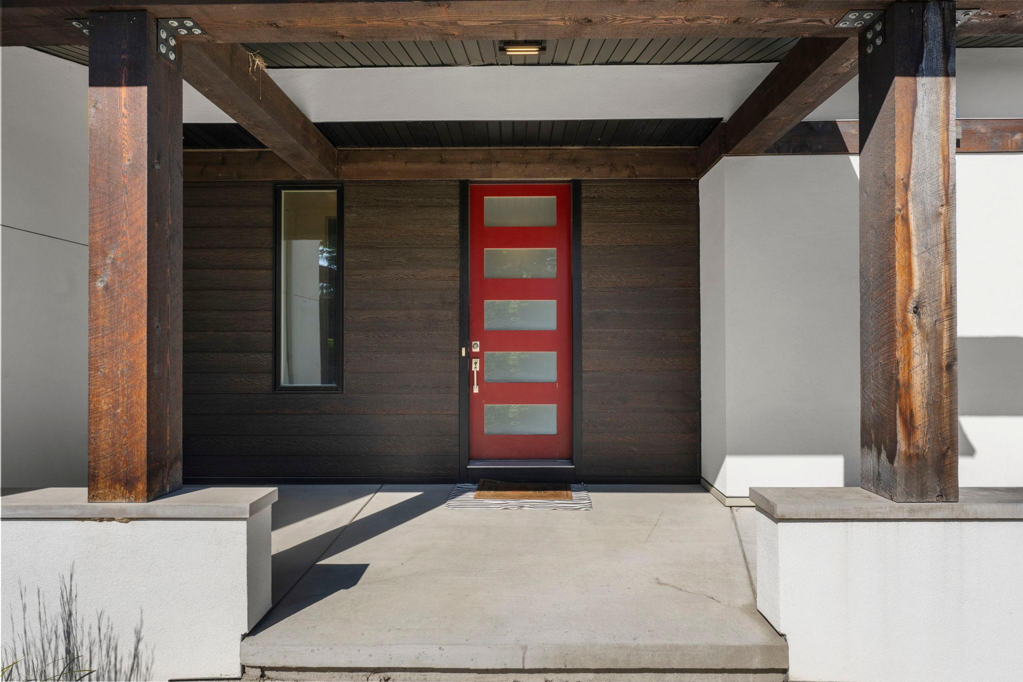 13-web-or-mls-115 Brunswick Ave N-252.jpg