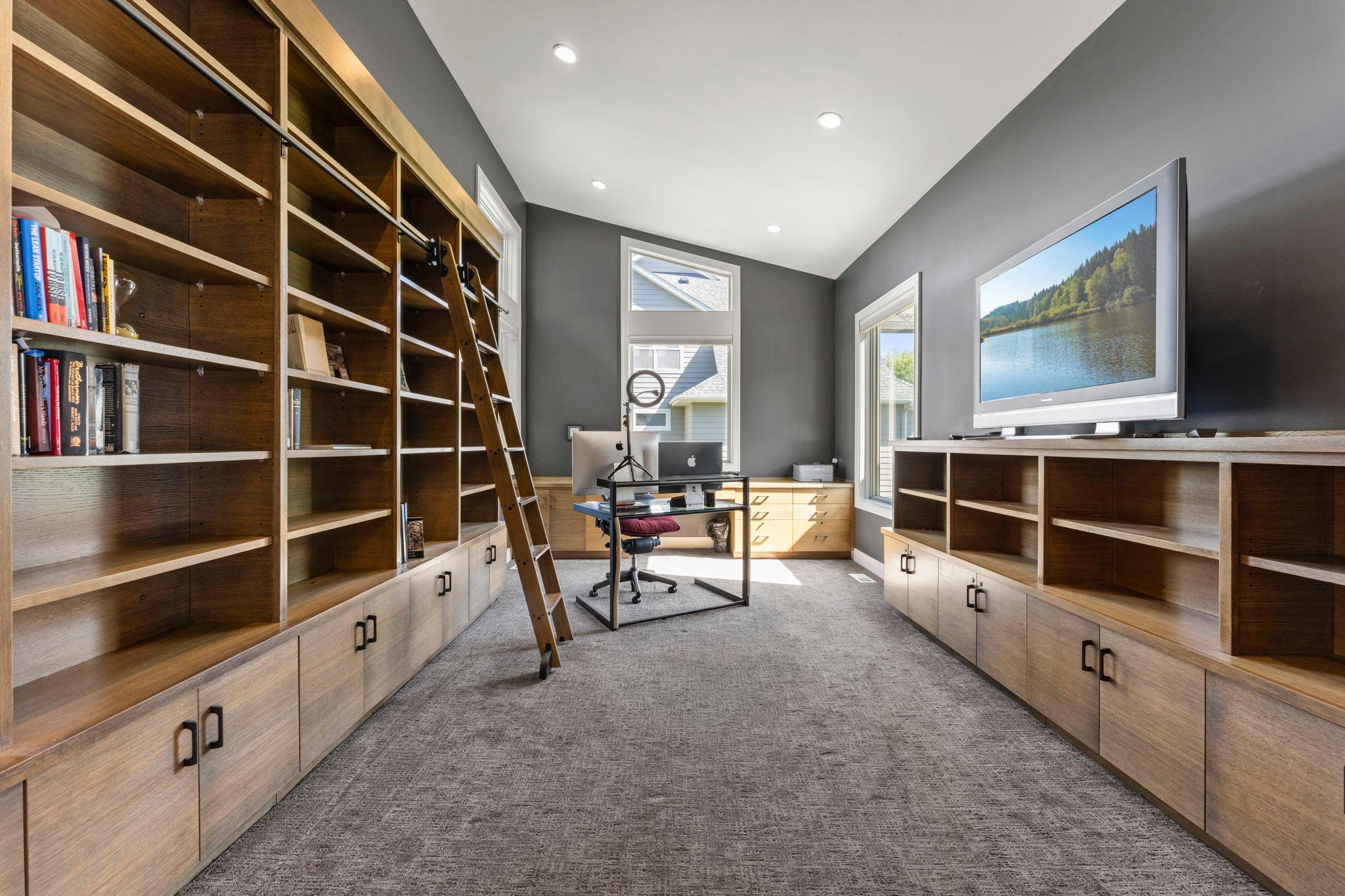 16-web-or-mls-115 Brunswick Ave N-12.jpg
