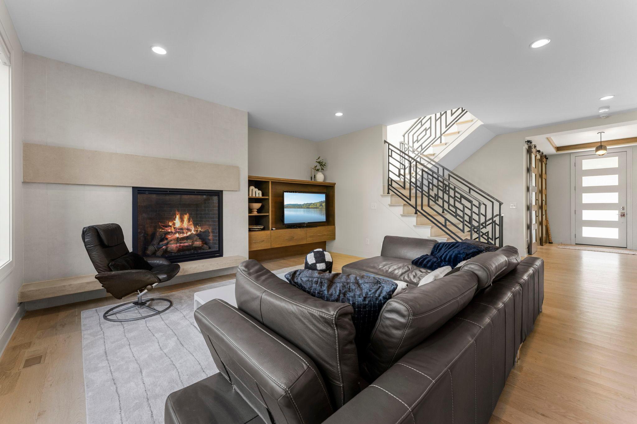 22-web-or-mls-115 Brunswick Ave N-28.jpg