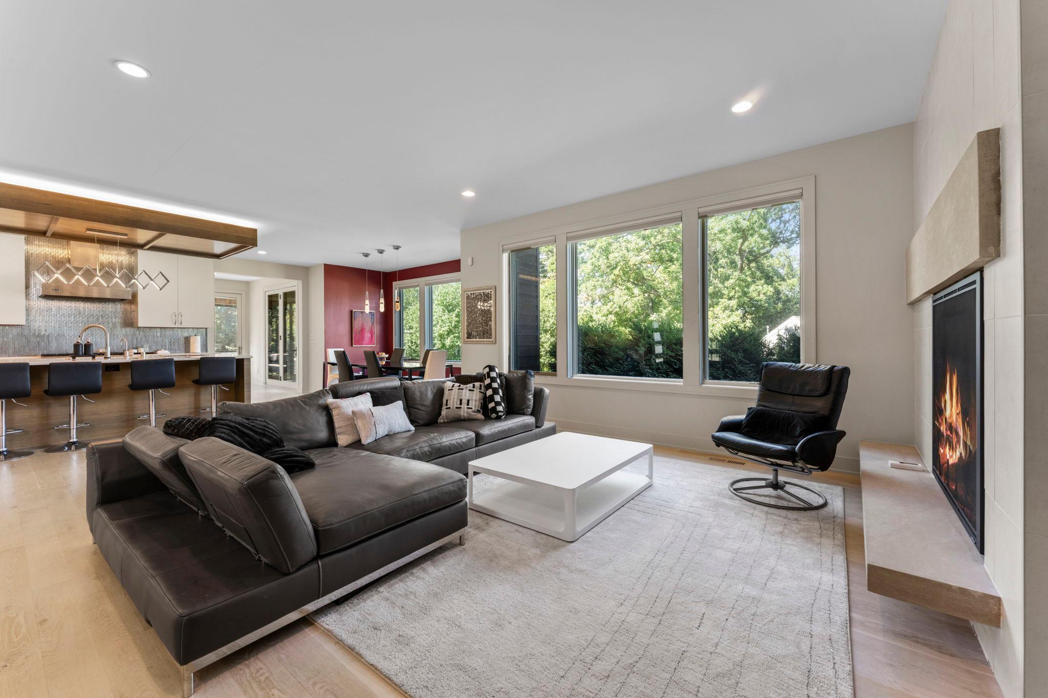 24-web-or-mls-115 Brunswick Ave N-36.jpg