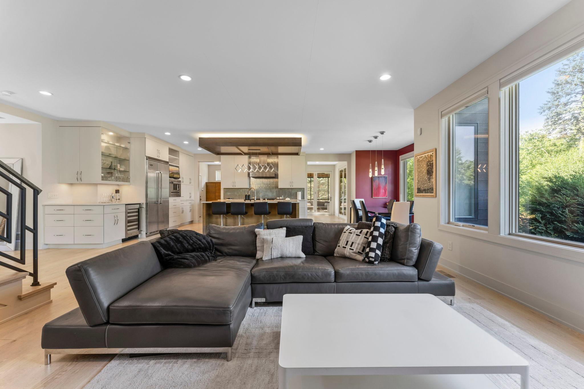 25-web-or-mls-115 Brunswick Ave N-39.jpg