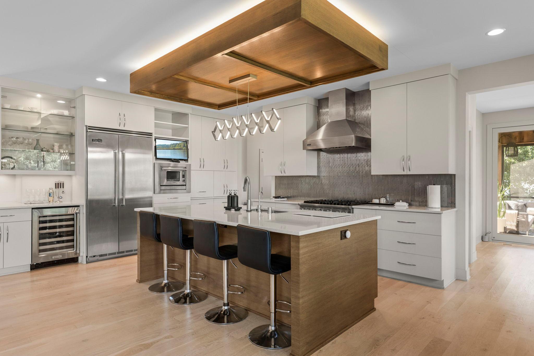 35-web-or-mls-115 Brunswick Ave N-60.jpg