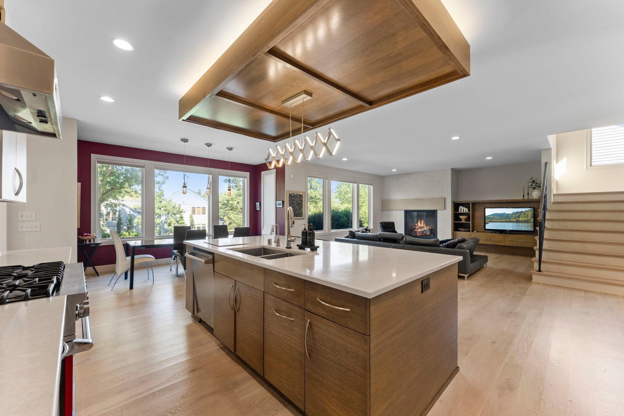 37-web-or-mls-115 Brunswick Ave N-66.jpg