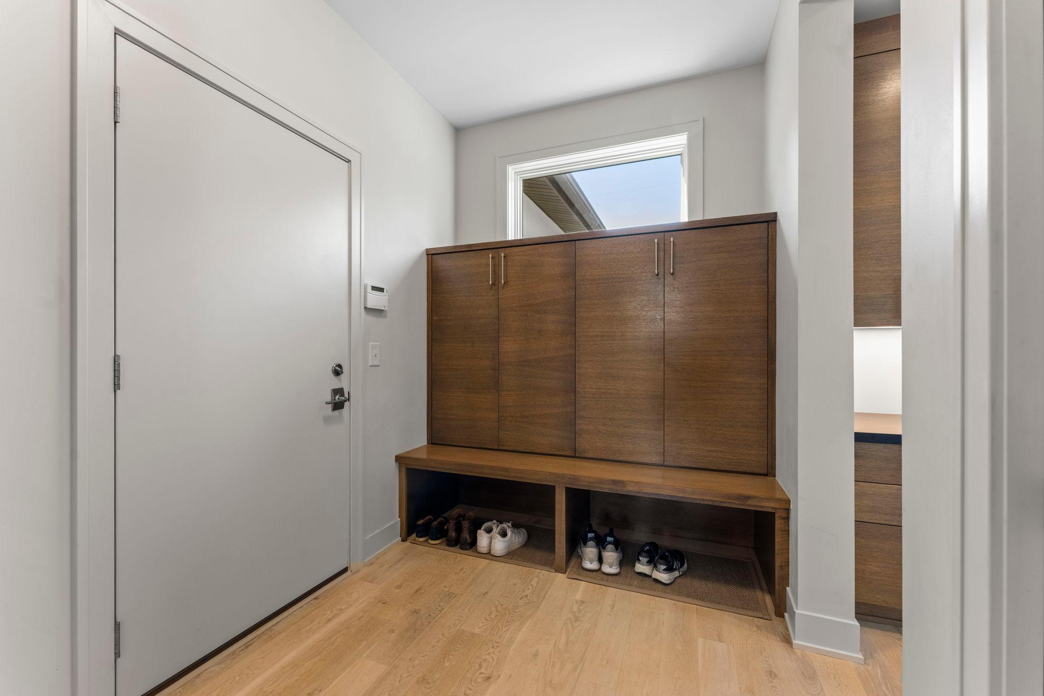 43-web-or-mls-115 Brunswick Ave N-105.jpg