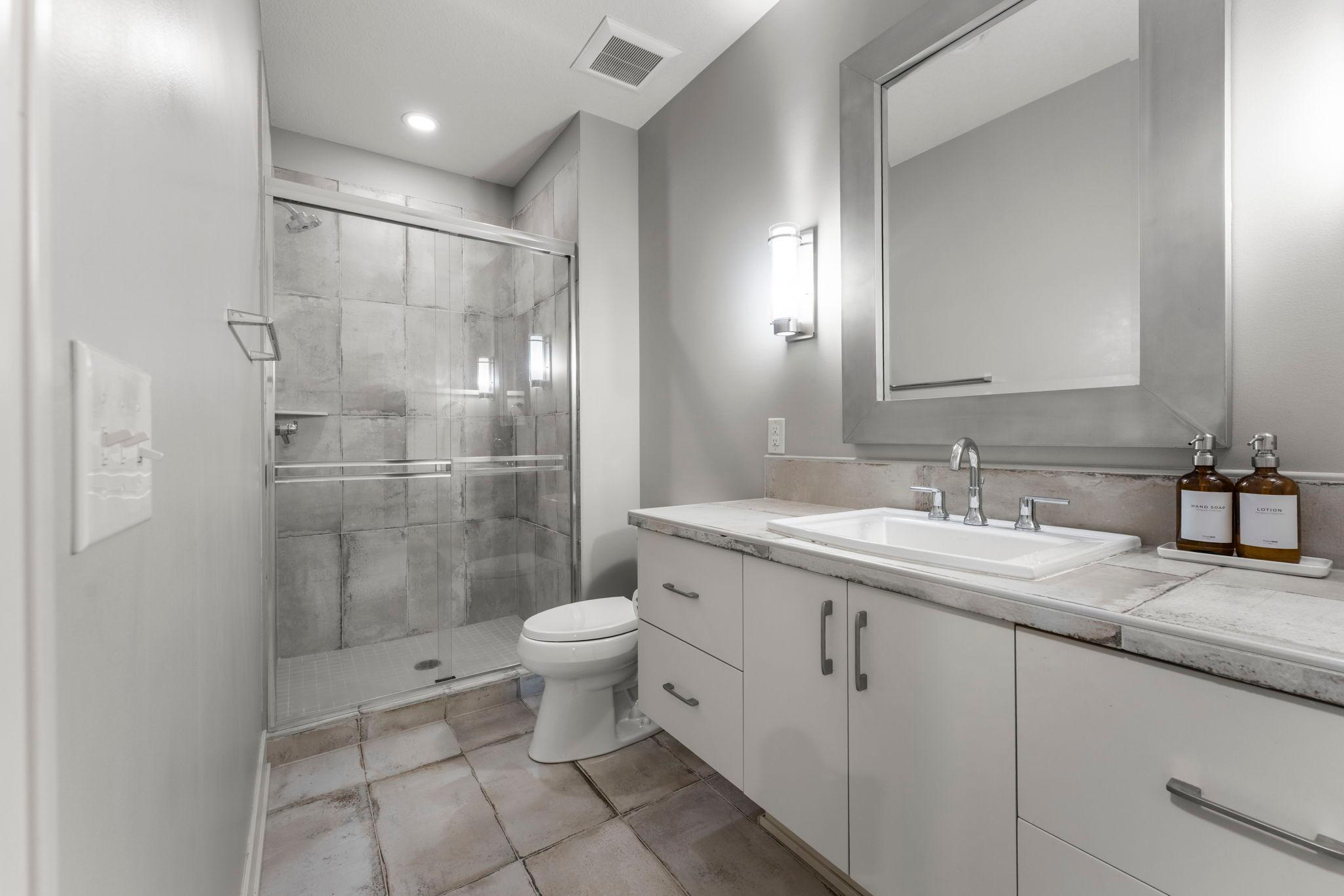 80-web-or-mls-115 Brunswick Ave N-214.jpg