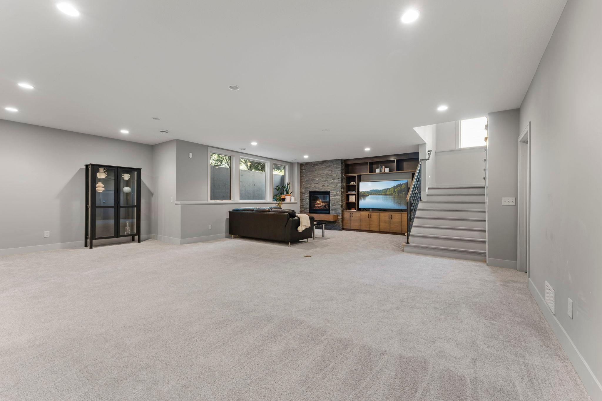 83-web-or-mls-115 Brunswick Ave N-225.jpg