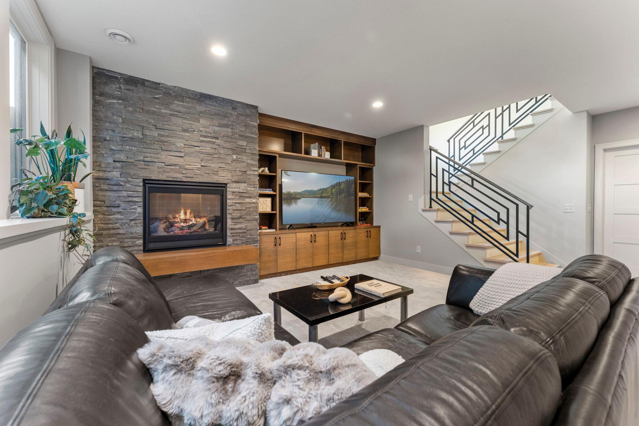 87-web-or-mls-115 Brunswick Ave N-240.jpg