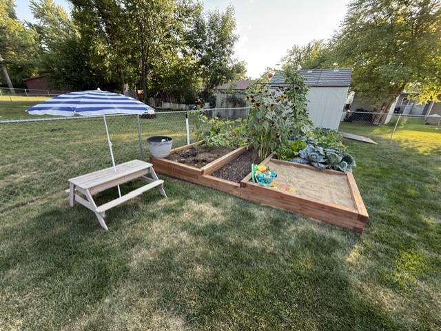 Garden area - no weeds!
