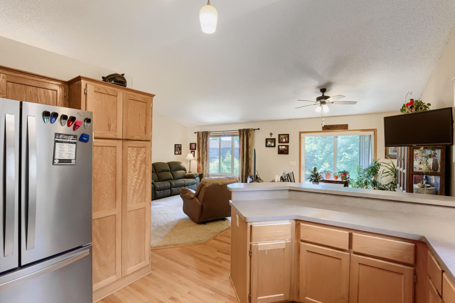 7944 Highland Drive - Web Quality - 015 - 09 Kitchen.jpg