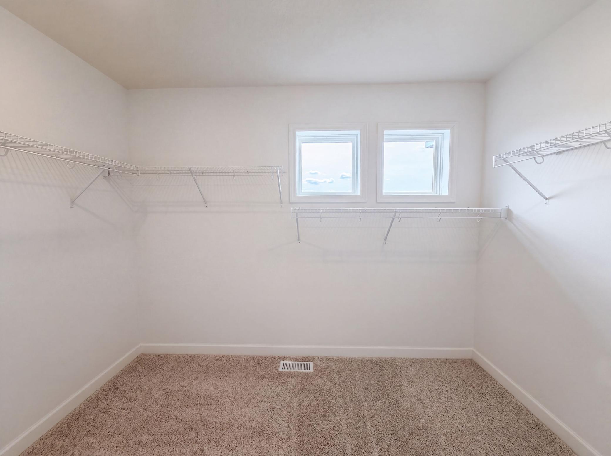 listing_13.jpg