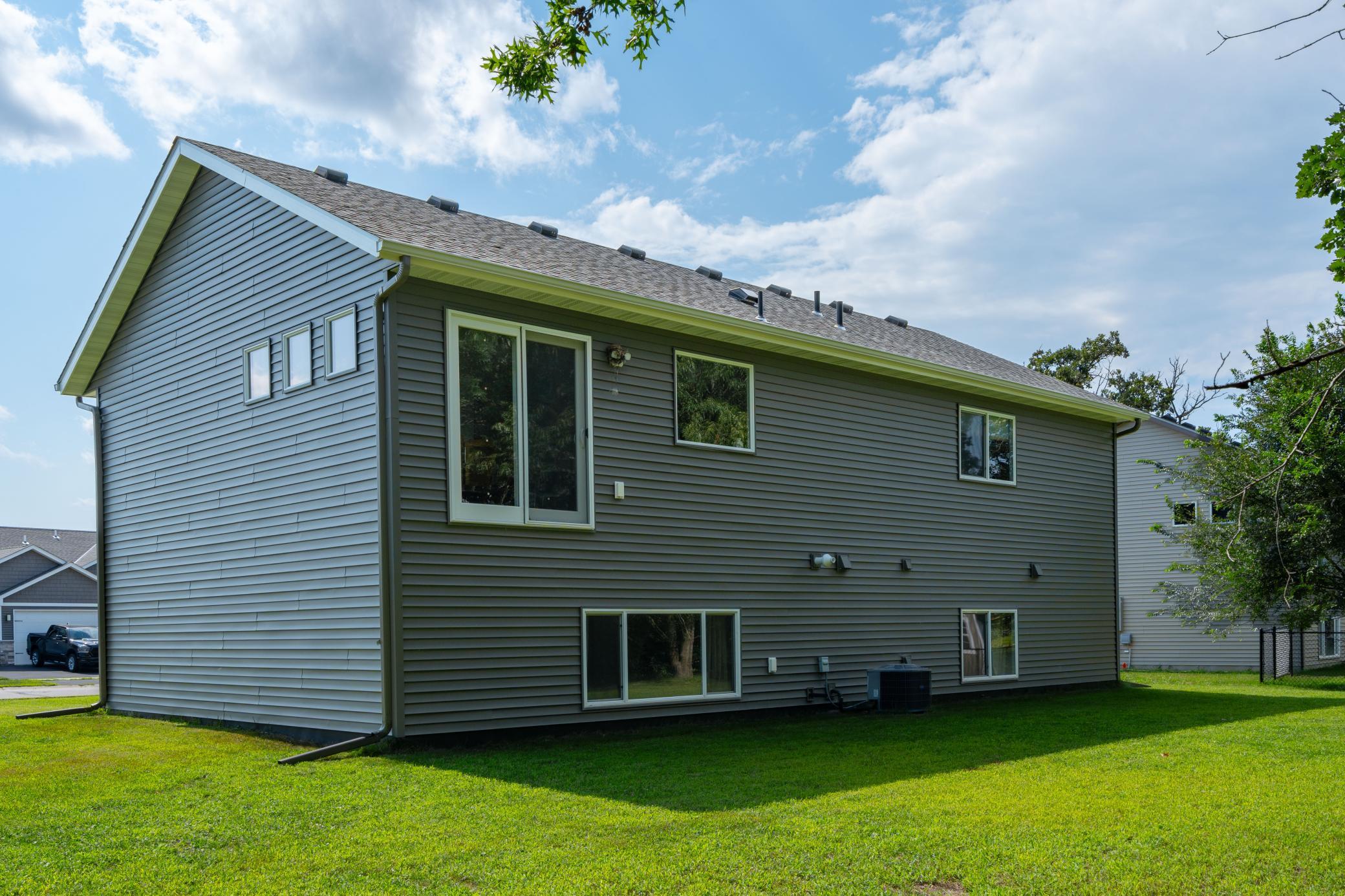 20260818_370_29thAveSE_St.Cloud_Exterior_5.jpg