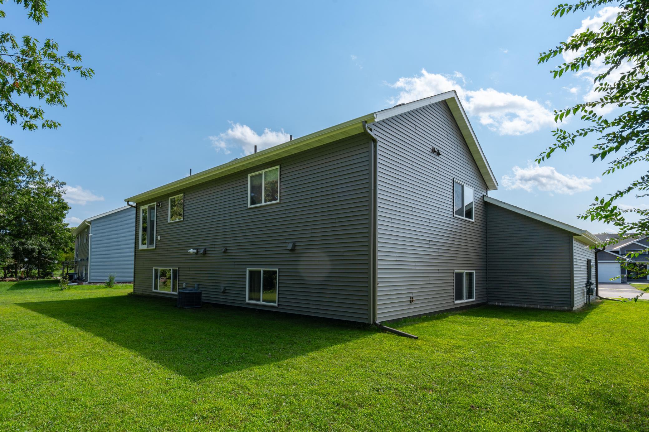 20260818_370_29thAveSE_St.Cloud_Exterior_8.jpg