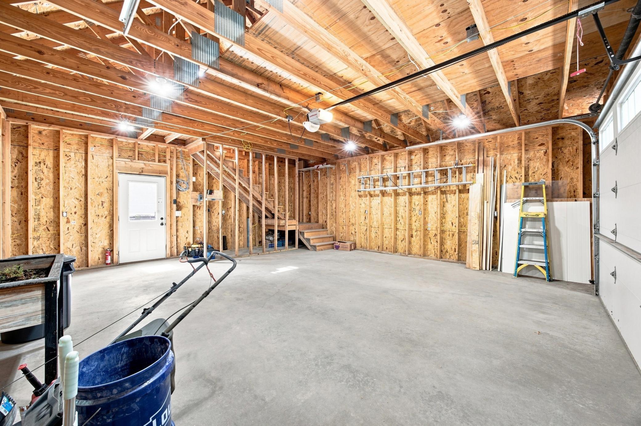 Oversized 2 Stall Garage