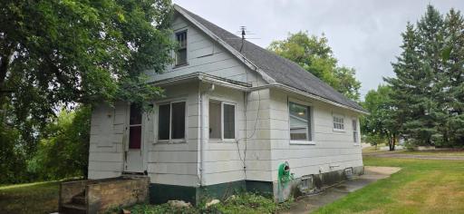 119 Red Lake Avenue SW, Bagley, MN 56621